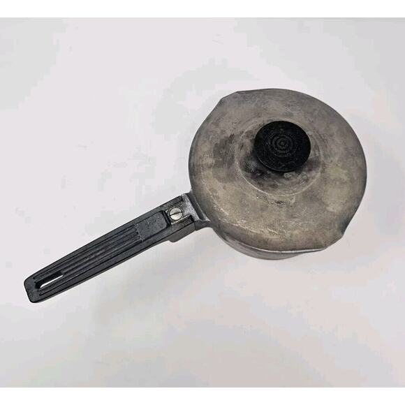 Vtg Wagner Ware Sidney -O- Magnalite 4681 1/2 P Sauce Pan & Lid - Picture 2 of 5